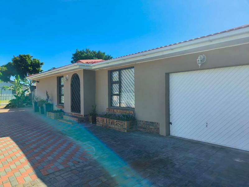 To Let 3 Bedroom Property for Rent in St Dumas Western Cape